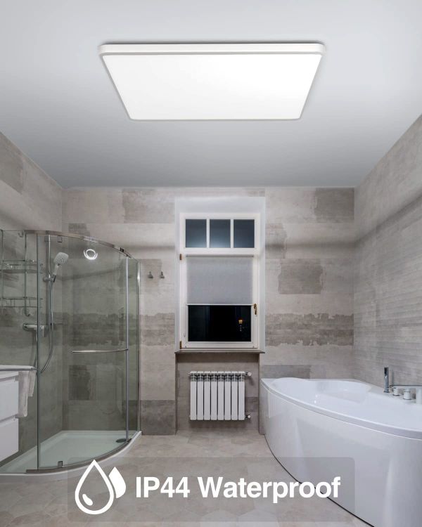  Flicker-free LED ceiling light with 1600 lumens brightness