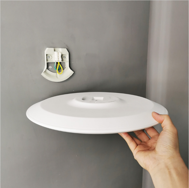  Modern Round LED Flush Ceiling Lamp – Energy-Efficient 18W, Ideal for Hallways & Kitchens