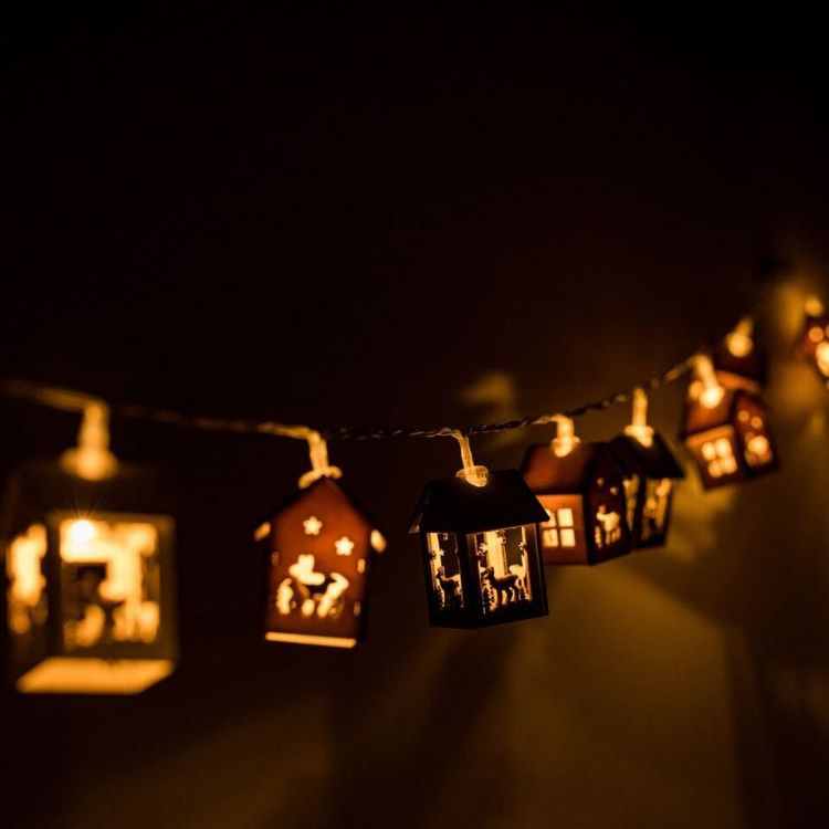 Picture of Battery String Lights 10x Wooden Houses with Reindeers Christmas Fairy Lights