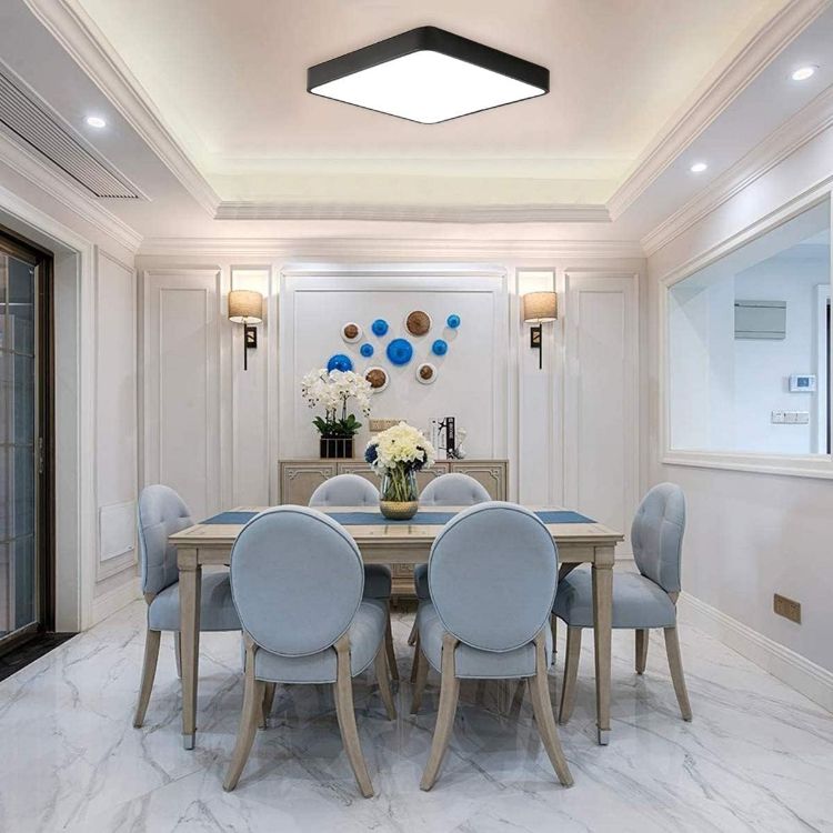 Slim modern LED ceiling light made of metal and PMMA for living room and bedroom