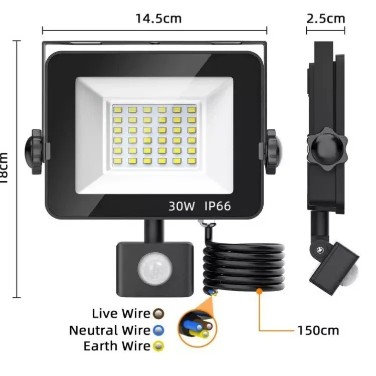 High-brightness motion sensor floodlight with remote control