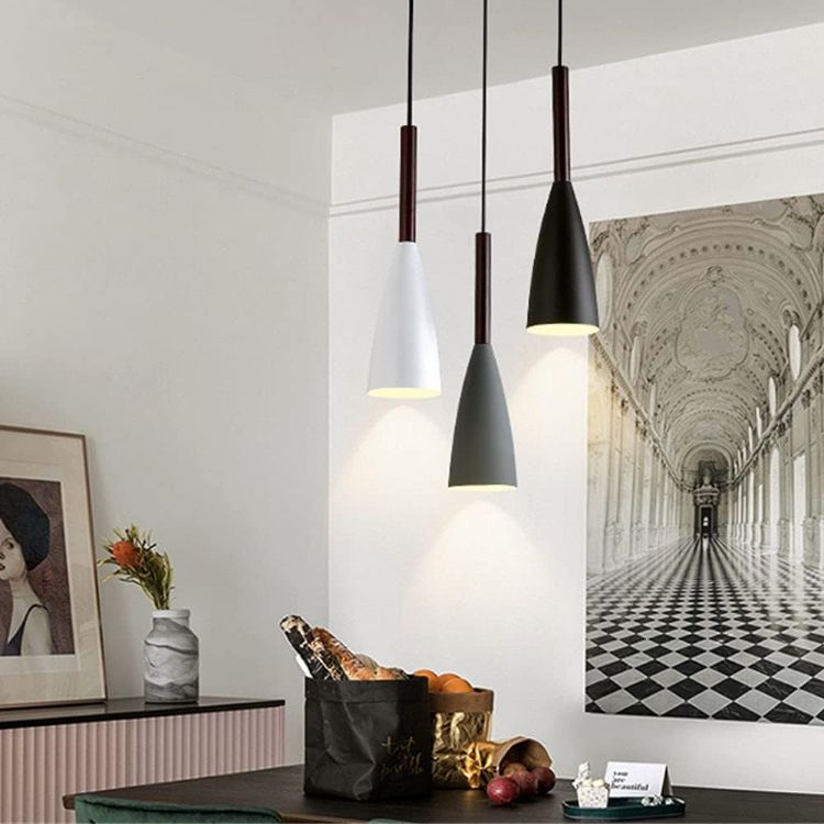 Modern minimalist wooden pendant light fixture E27