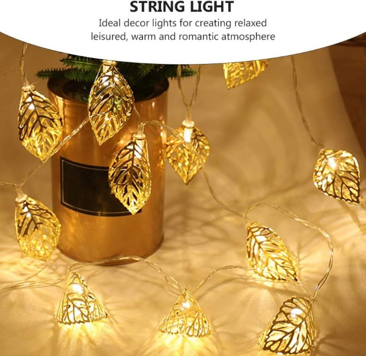 Realistic Maple Leaf Fairy Lights – 20 LED, Remote Control