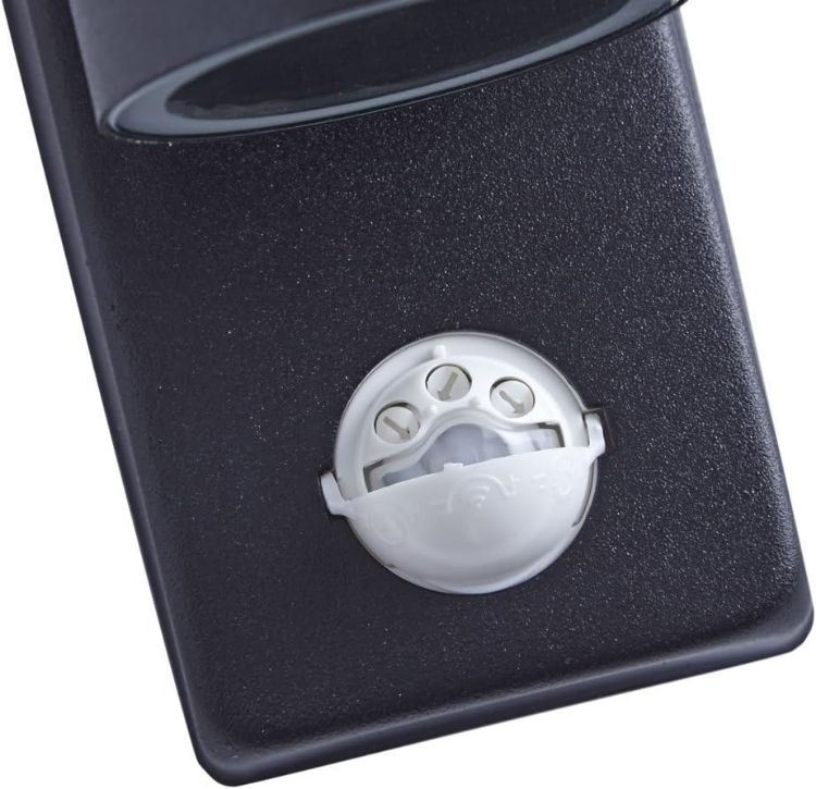 Outdoor wall lights compatible with GU10 LED bulbs