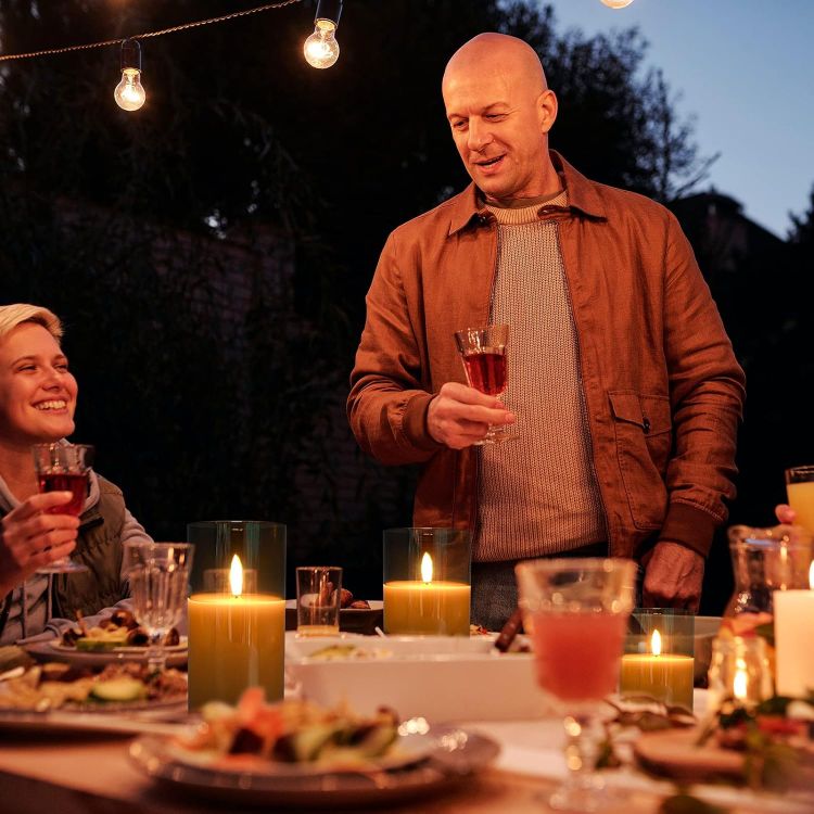 safe LED candle set with no fire risk