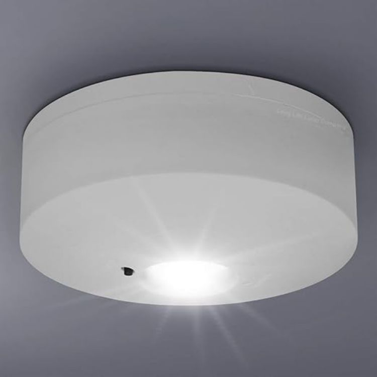 Picture of LED Round Emergency Light Ceiling Flush Mounted Maintained/Non Maintained EML05D [Energy Class A]