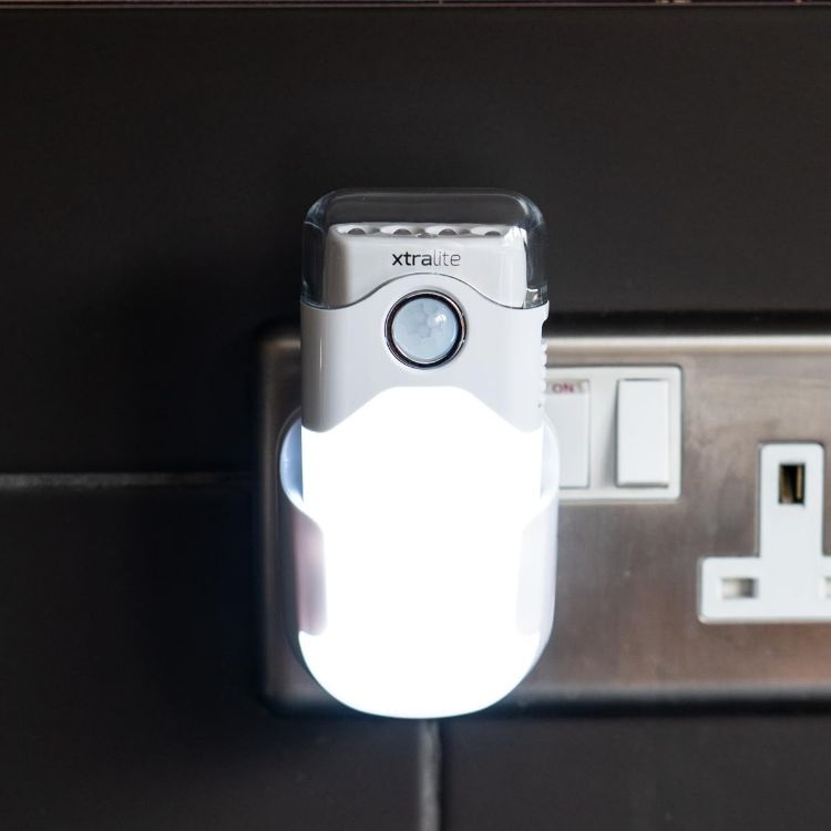 Picture of Nitesafe Duo Rechargeable Night Light & LED Torch – Automatic Power Failure Light with Motion Sensor Dual Night Light Modes  Wireless Induction Charging [Energy Class A]
