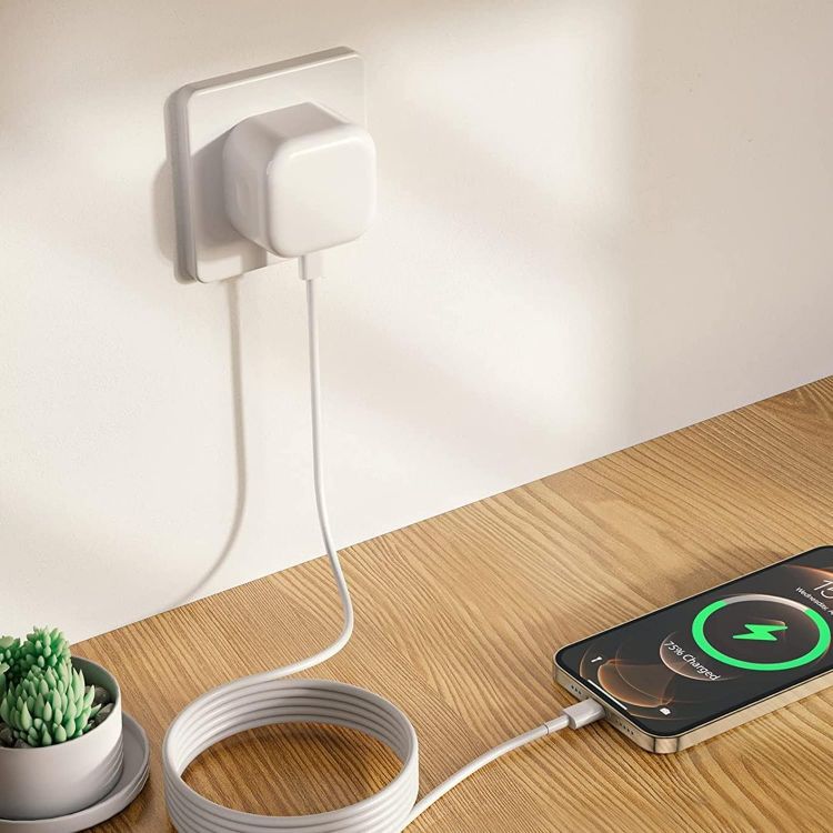 Picture of USB Type C Plug,i Phone USBC Fast Charger Plug USB-C Ports UK Wall Head Charging Plug Compatible with iPhone 17 Pro Max Air 16e 16 Plus Pro Max 15 14 13 12 11 SE XR XS 8/Apple Watch/iPad Pro Mini Air