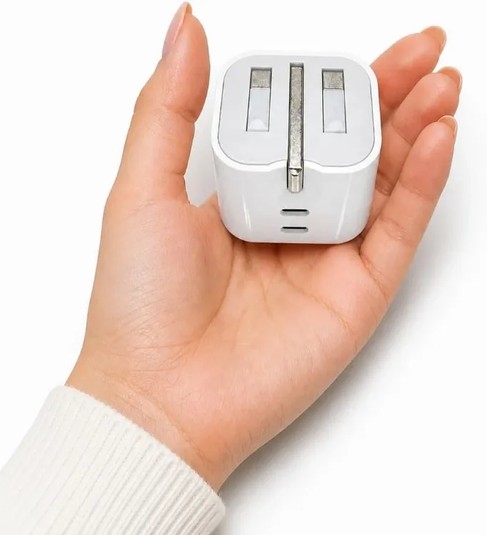 Picture of 45W VEN-DENS PD GaN USB C Charger Dual USB C Fast Charging Plug UK 3 Pin Adapter